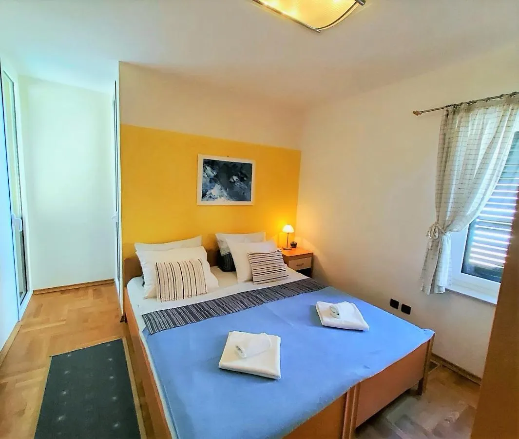 Apartments Petra I Karlo Turanj Chorvatsko